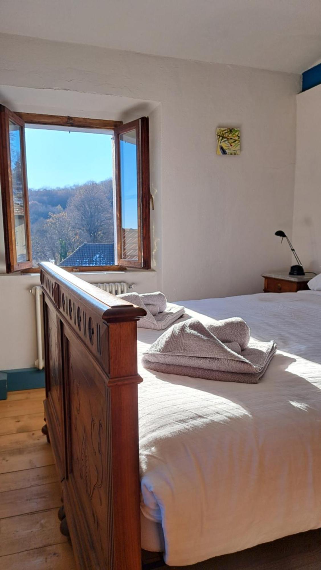 Appartamento Storico Con Giardino Soleggiato - B&B Via Rinaldi Arto Centonara Ngoại thất bức ảnh